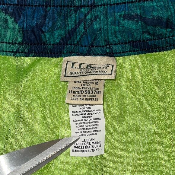 LL Bean floral all over print swim trunks - Picture 5 of 5